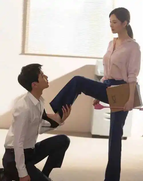 

西檬之家ddlg是什么？ 一