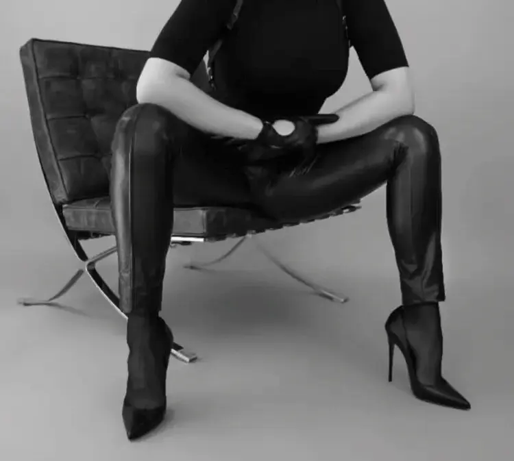 

西檬之家字母圈的女王是什么意思？ 一
